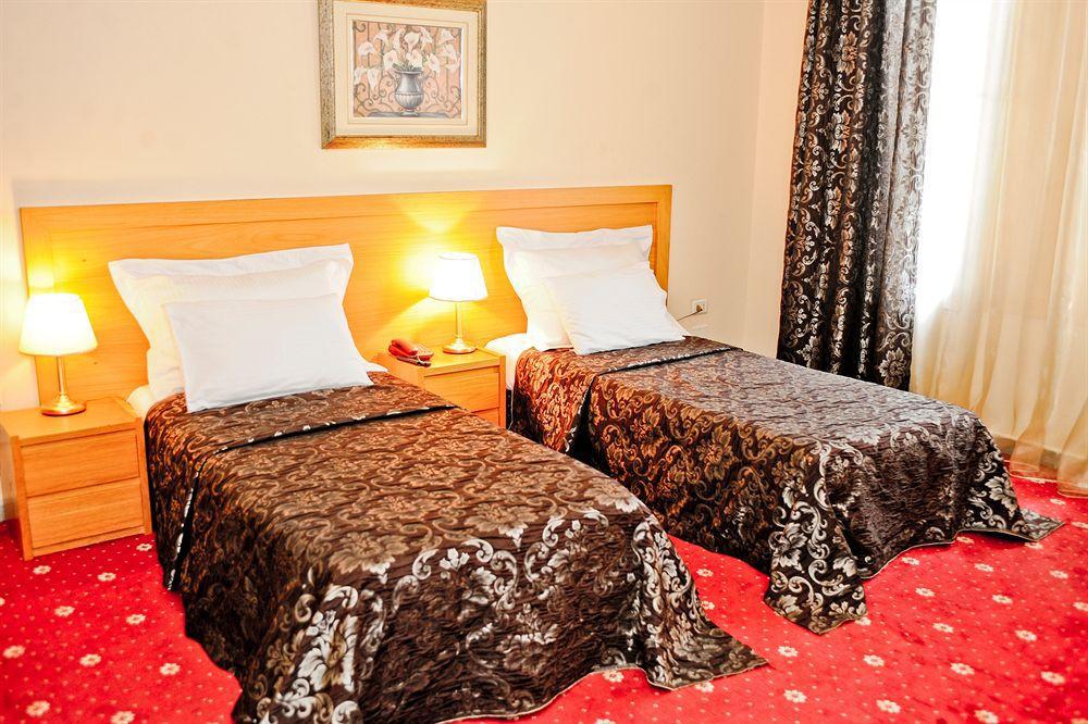 Hotel Doro City Tiranë Ngoại thất bức ảnh