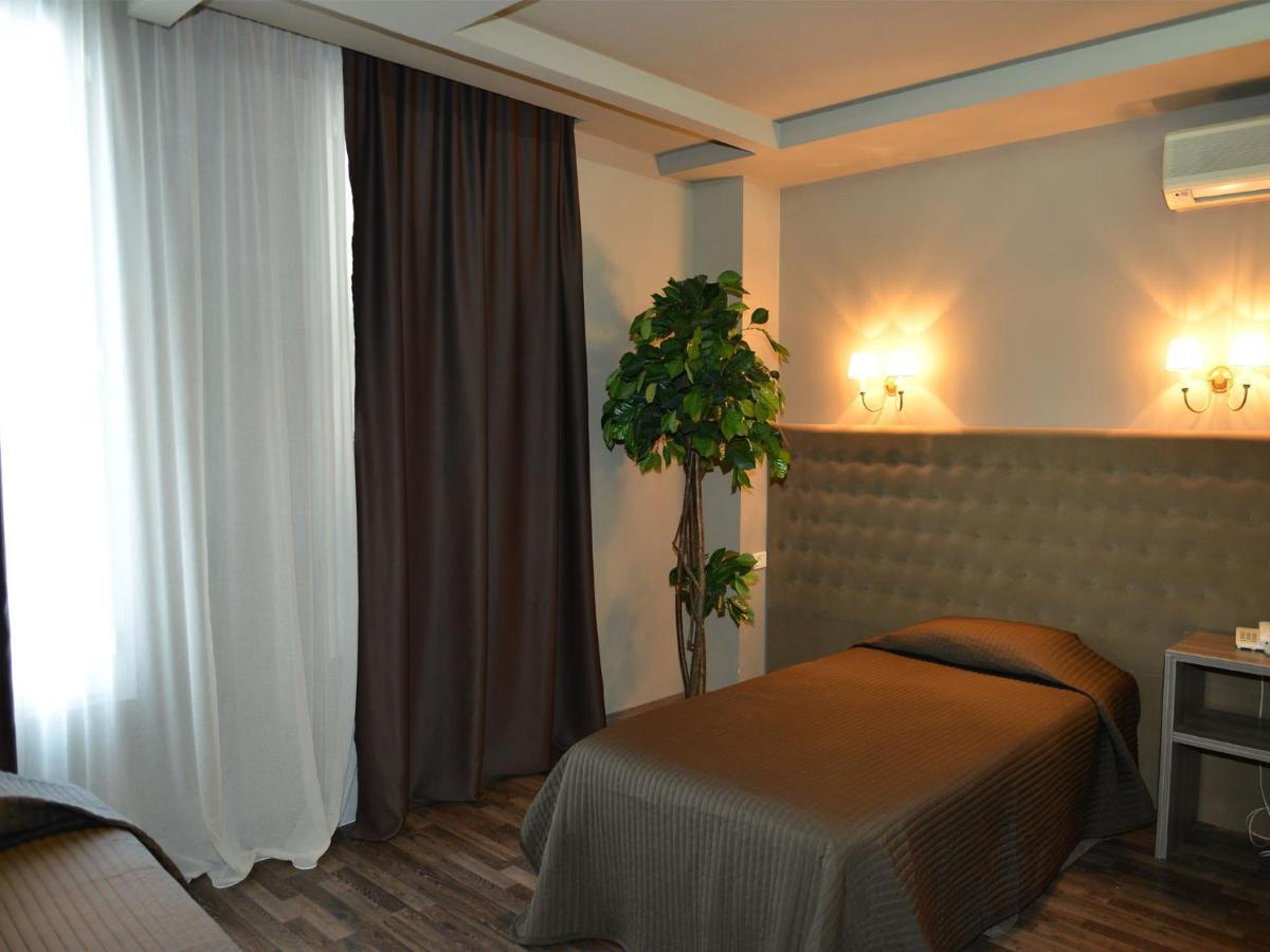 Hotel Doro City Tiranë Ngoại thất bức ảnh