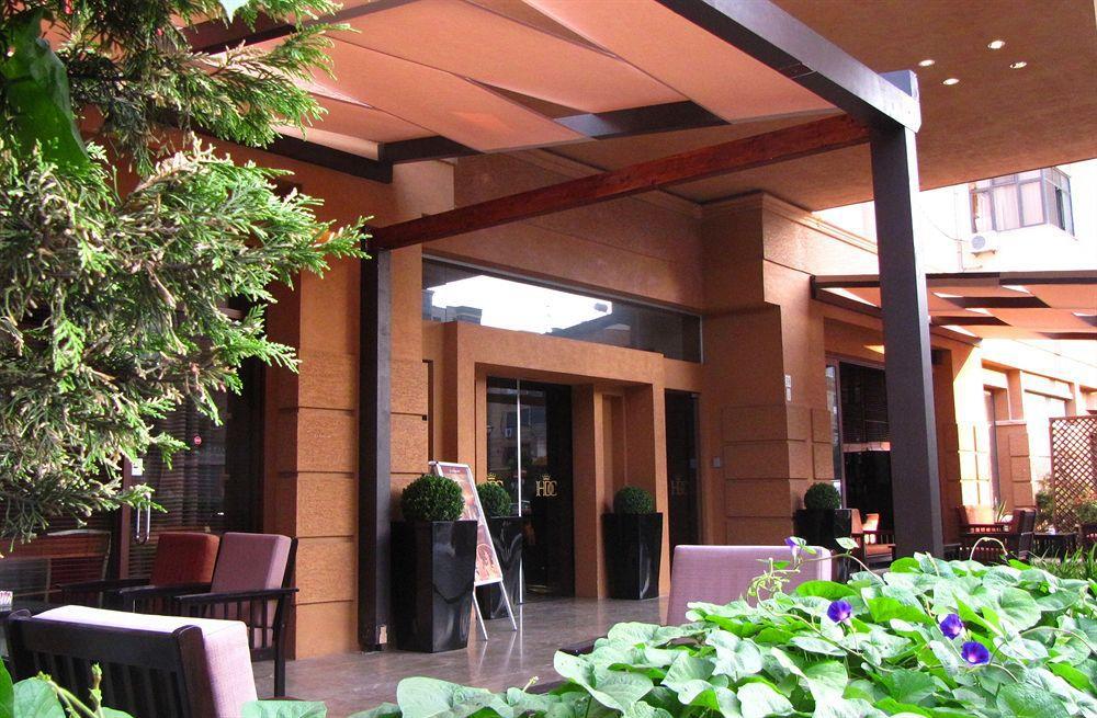 Hotel Doro City Tiranë Ngoại thất bức ảnh