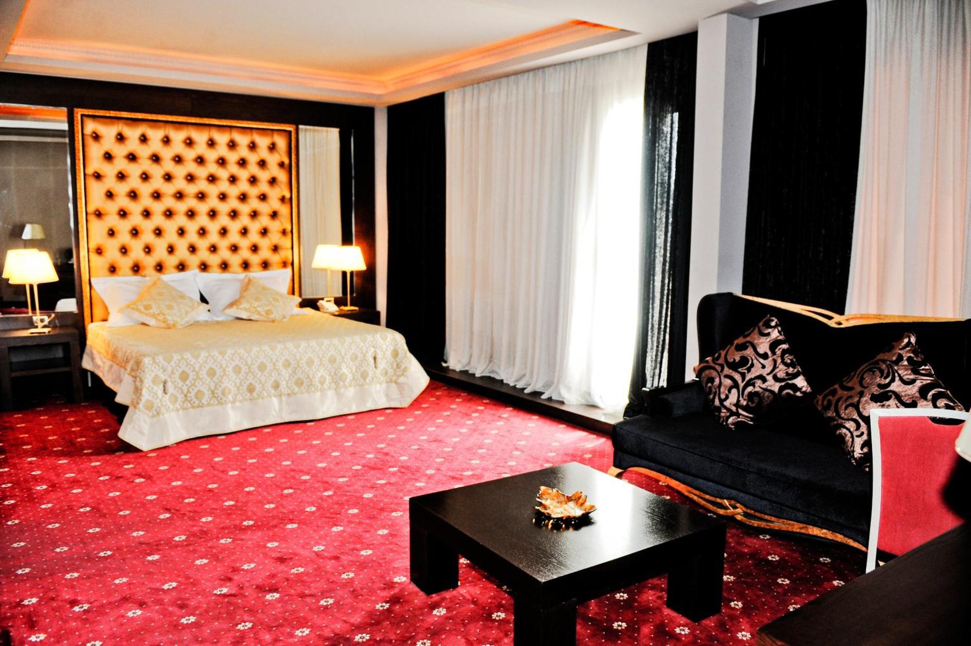 Hotel Doro City Tiranë Ngoại thất bức ảnh