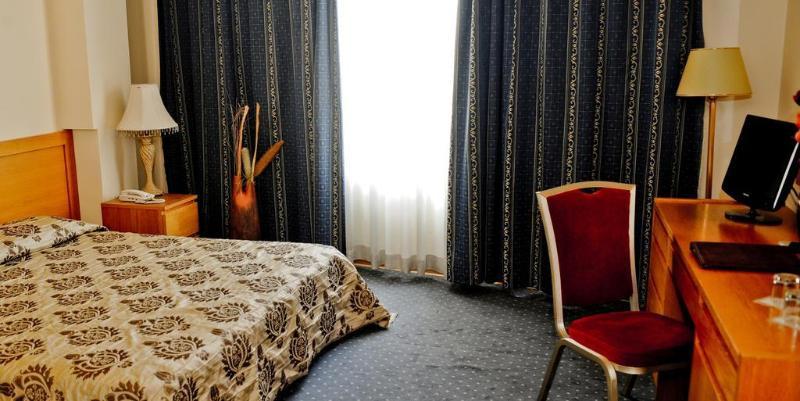 Hotel Doro City Tiranë Ngoại thất bức ảnh