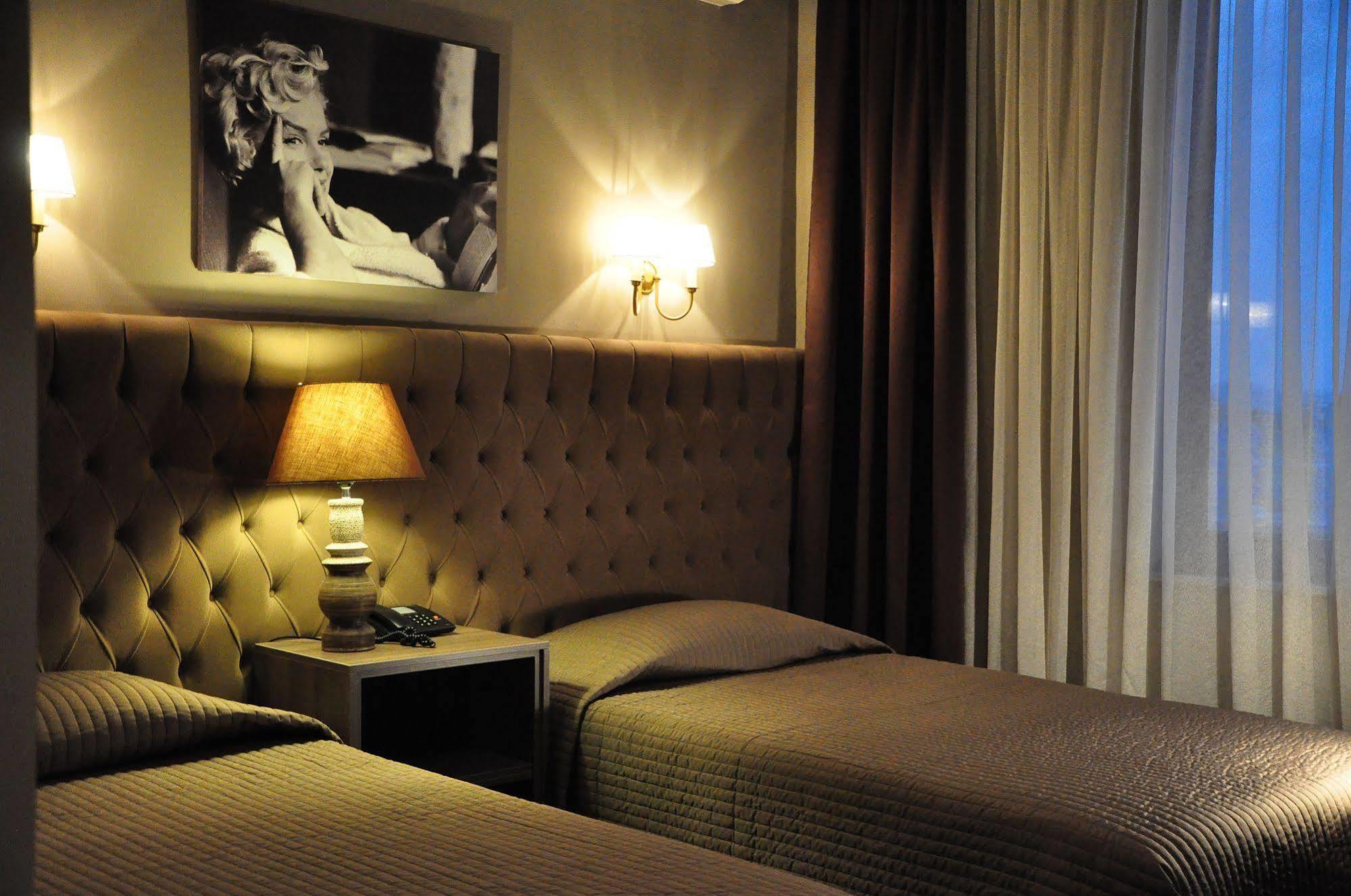 Hotel Doro City Tiranë Ngoại thất bức ảnh